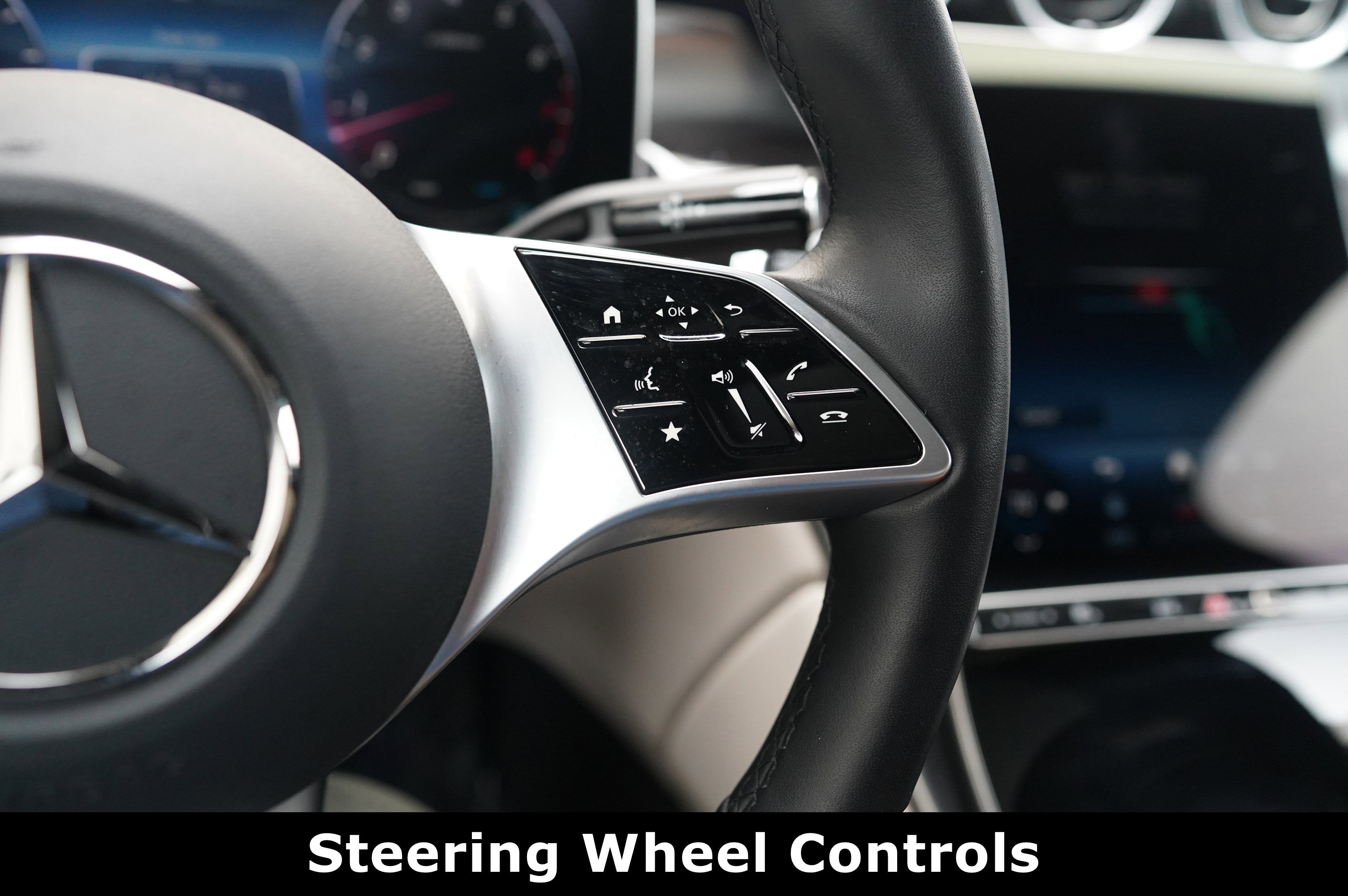 Used 2024 Mercedes-Benz GLC 300 4MATIC image 23