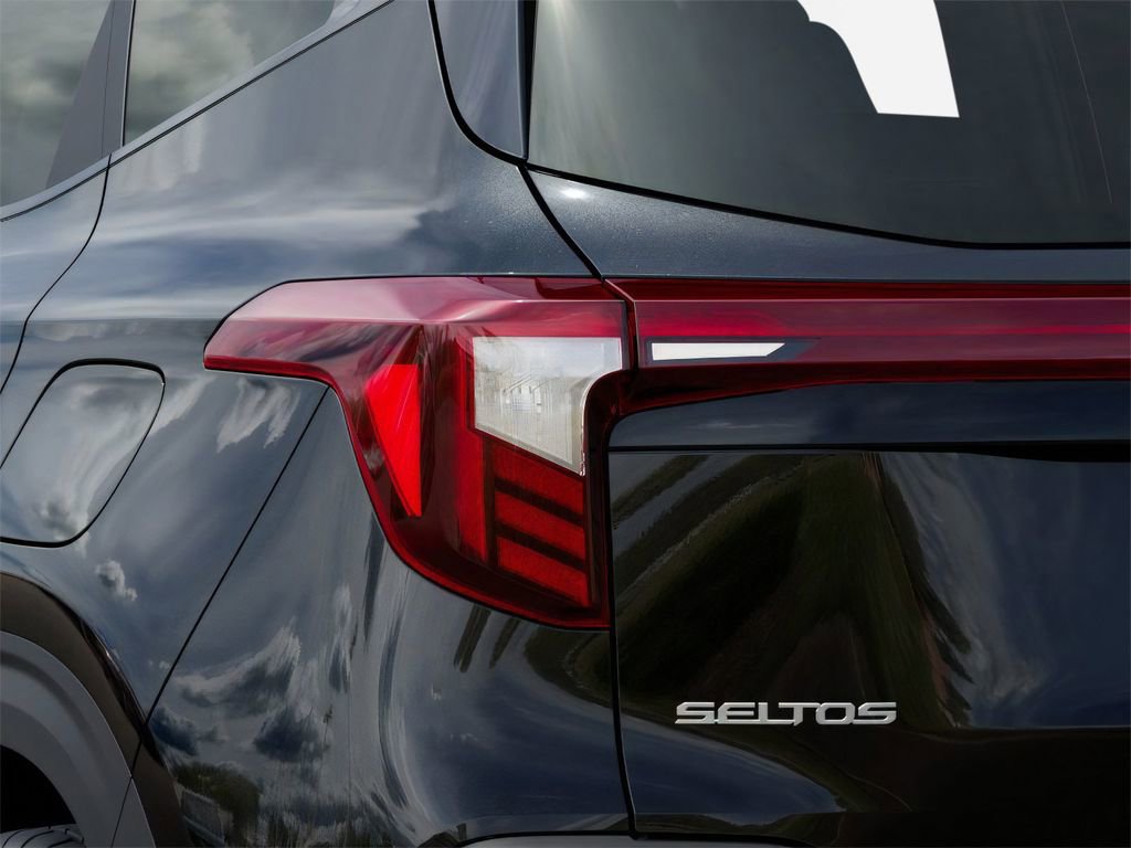 New 2026 Kia Seltos S image 11