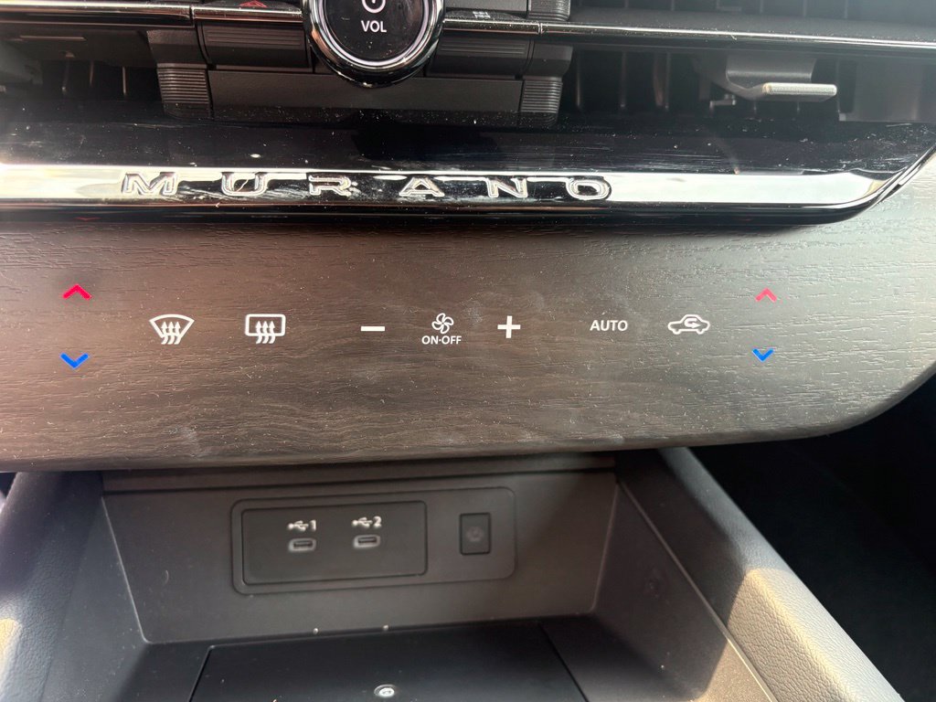 Used 2025 Nissan Murano SV AWD/4WD image 4