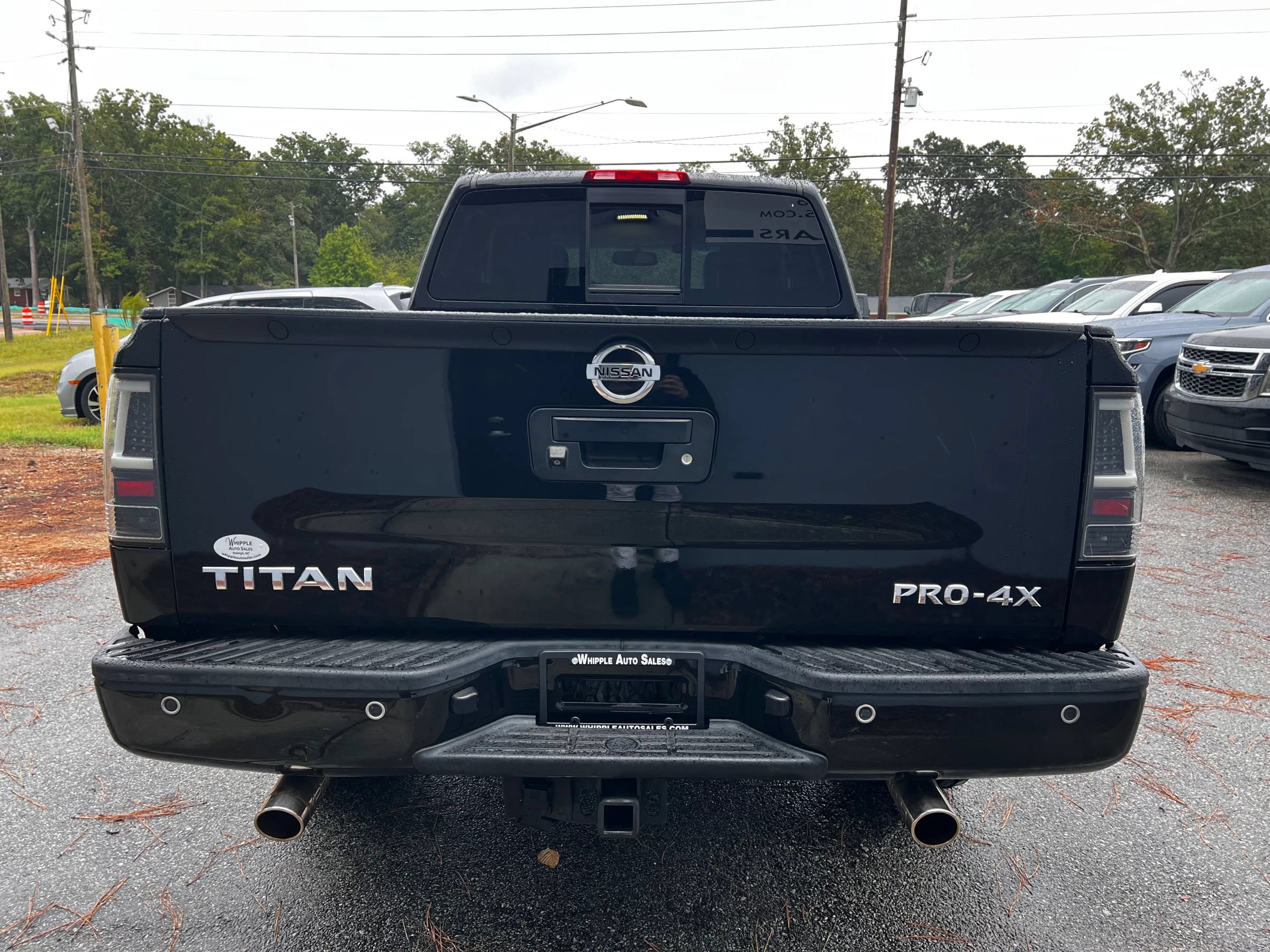 Used 2015 Nissan Titan PRO-4X w/ Pro-4x Luxury Package AWD/4WD image 6
