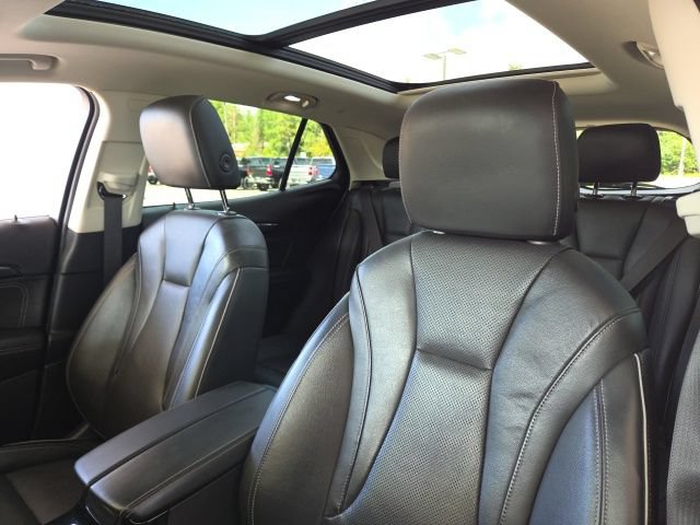 Used 2021 Buick Envision Essence w/ Sport Touring Package AWD/4WD image 23