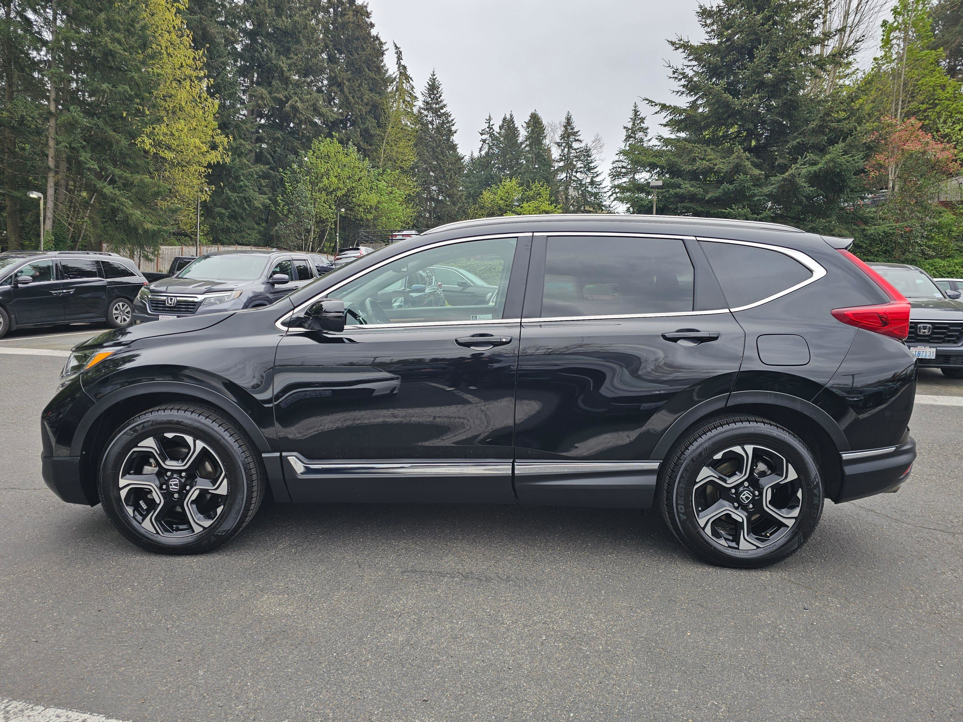 Used 2019 Honda CR-V Touring image 4