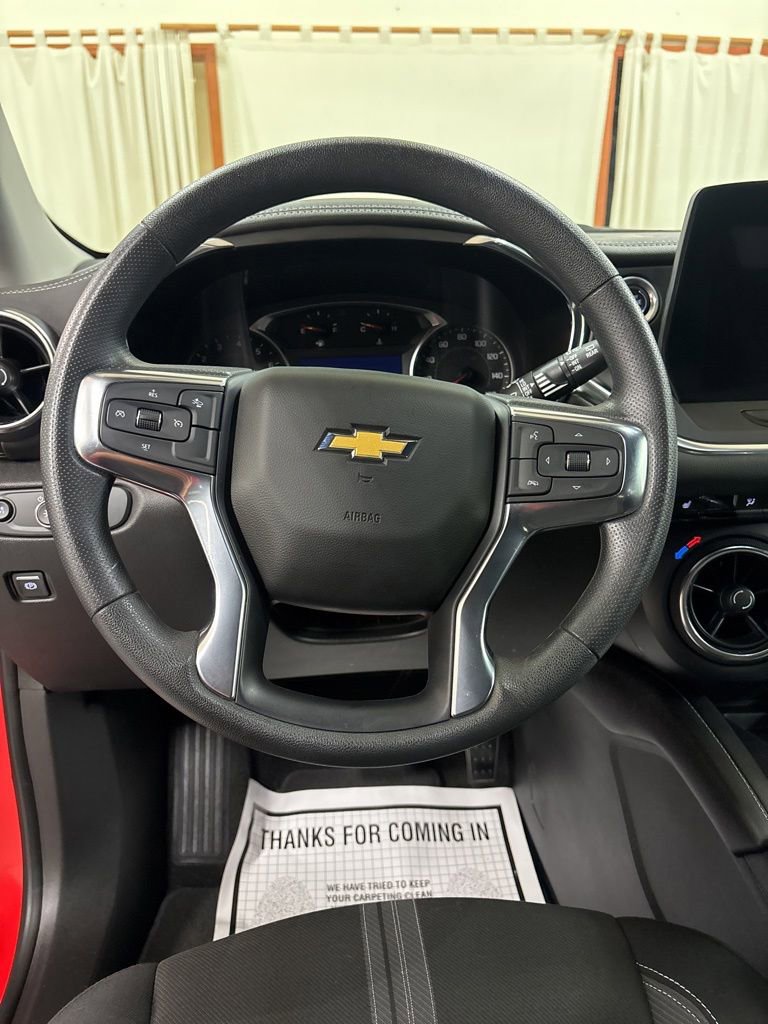 Used 2025 Chevrolet Blazer LT w/ Convenience Package AWD/4WD image 13