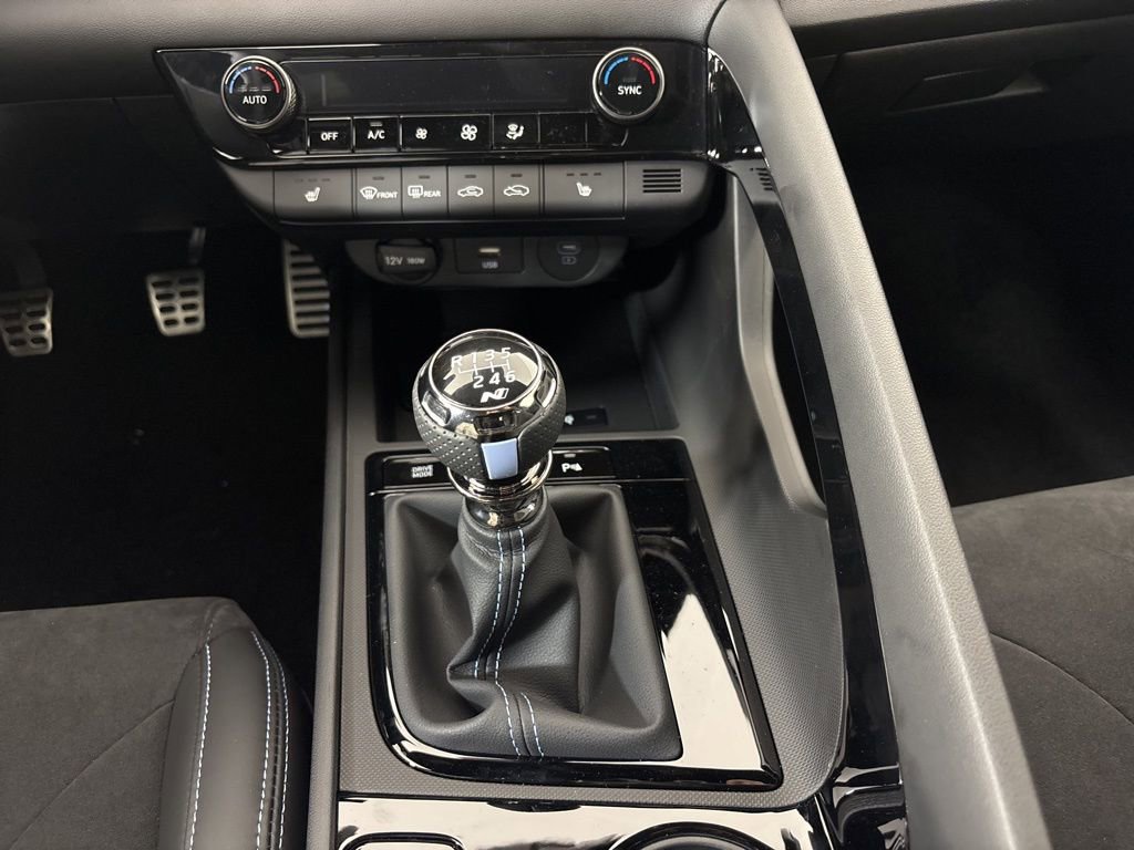New 2026 Hyundai Elantra N FWD image 24