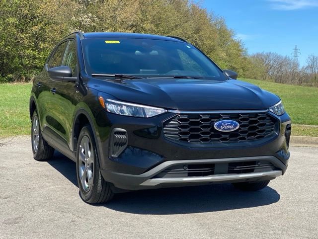 Used 2025 Ford Escape ST-Line AWD/4WD image 9