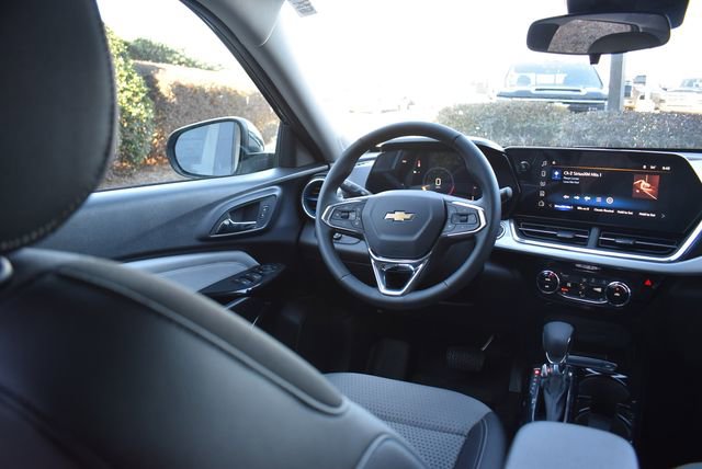 New 2026 Chevrolet Trax LT w/ LT Convenience Package image 17