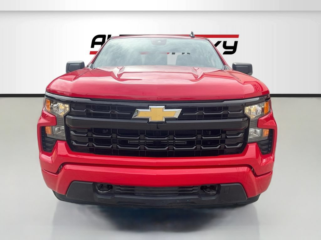 Used 2026 Chevrolet Silverado 1500 Custom w/ Turbomax Blackout Package AWD/4WD image 2