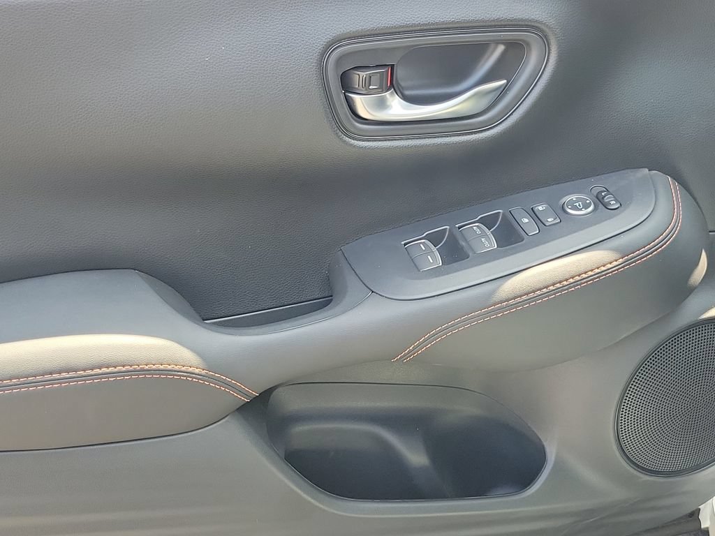 Certified 2026 Honda HR-V Sport image 21
