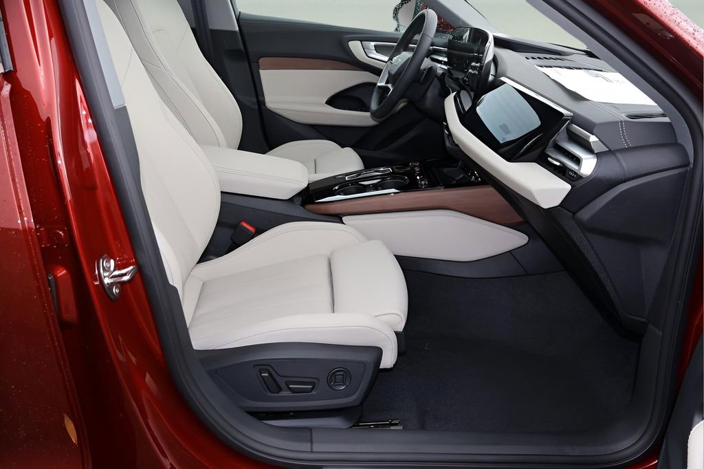 New 2025 Audi A5 2.0T Premium Plus AWD/4WD image 17