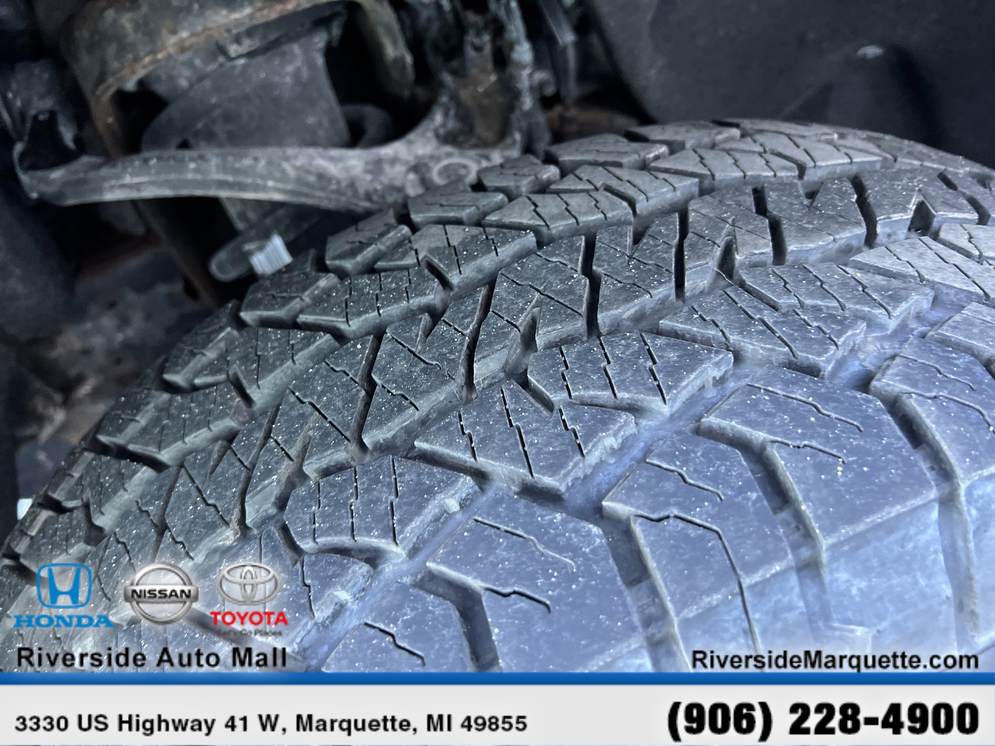 Used 2019 Chevrolet Silverado 1500 LT Trail Boss w/ Convenience Package image 12