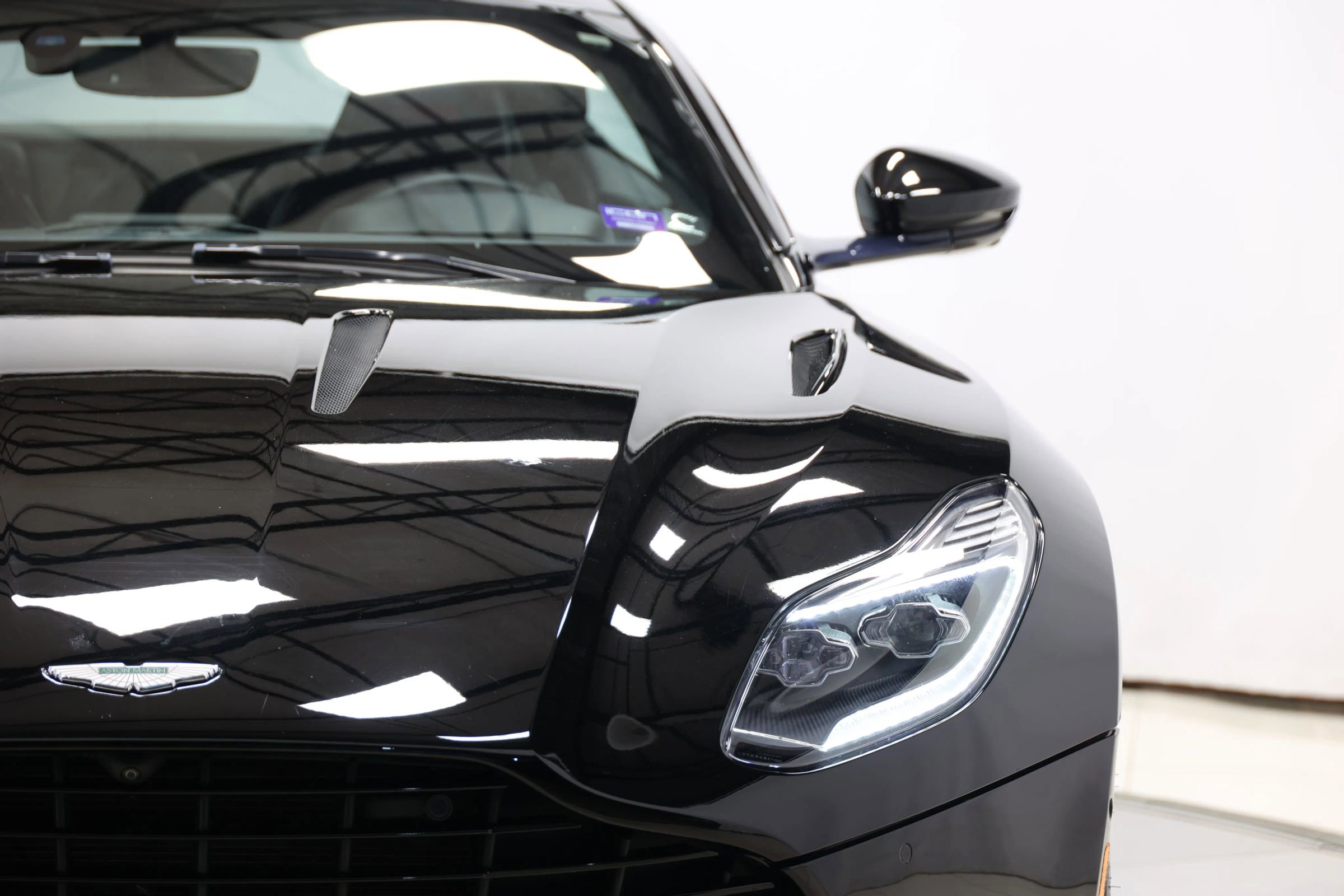 Used 2018 Aston Martin DB11 V12 image 83