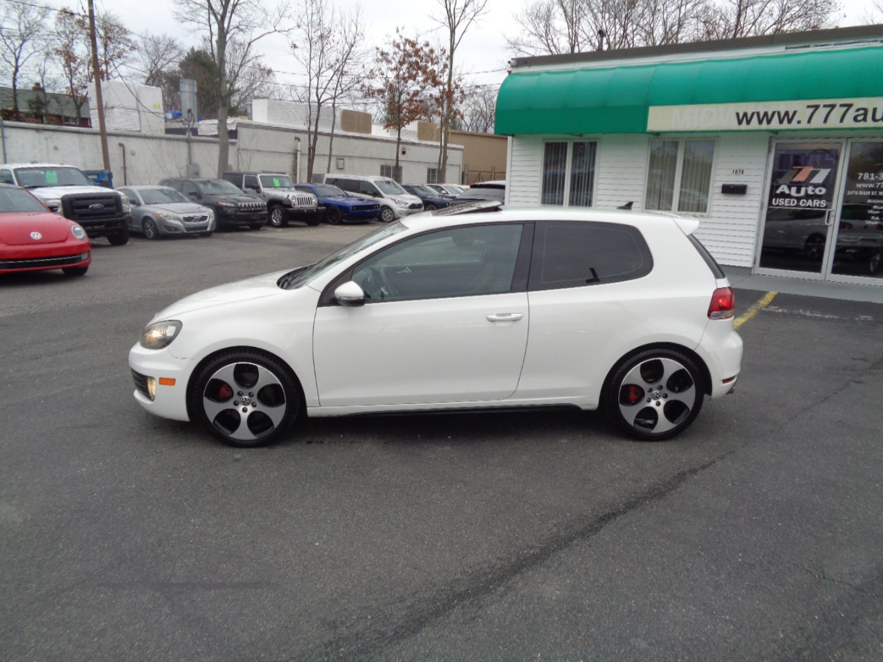 Used 2012 Volkswagen GTI 2-Door image 2