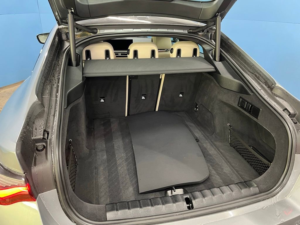 Used 2023 BMW i4 eDrive40 w/ Premium Package image 23