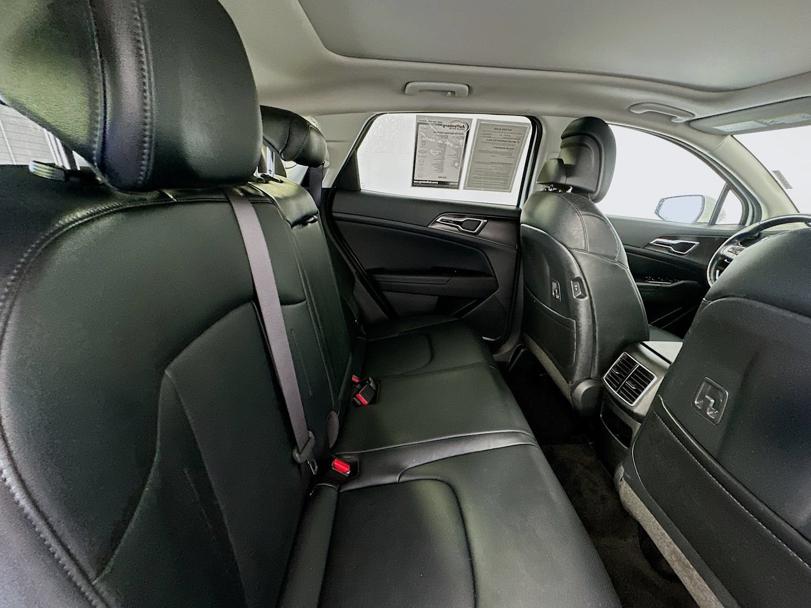 Used 2023 Kia Sportage EX w/ EX Premium Package AWD/4WD image 26