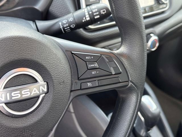 Certified 2025 Nissan Kicks Play S image 26
