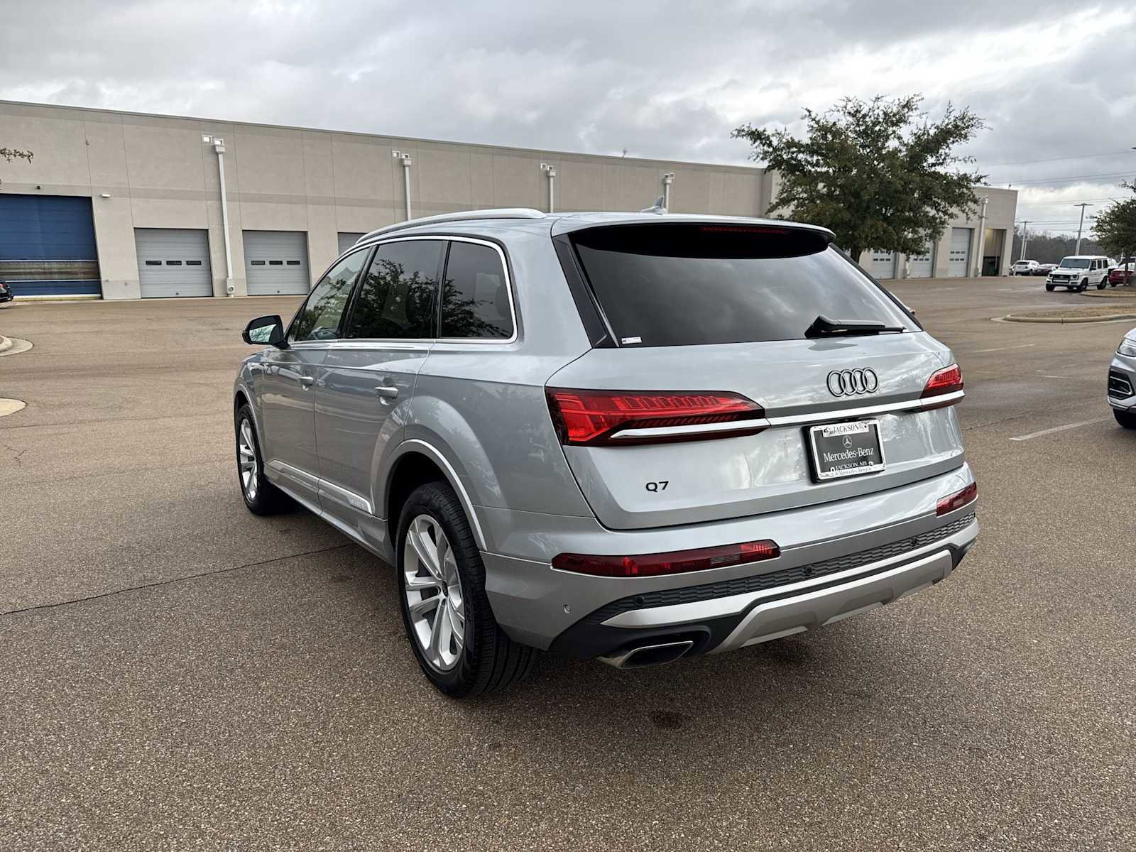 Used 2025 Audi Q7 3.0T Premium Plus AWD/4WD image 4