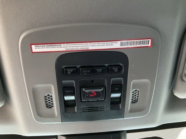 Used 2021 Toyota Camry SE image 19