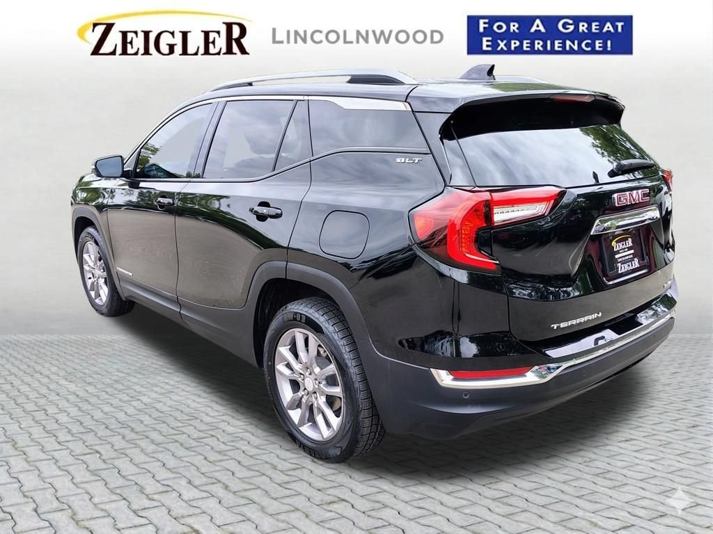 Used 2022 GMC Terrain SLT w/ Infotainment Package II AWD/4WD image 6