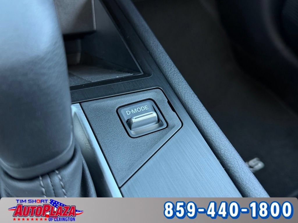 Used 2025 Nissan Kicks S AWD/4WD image 21