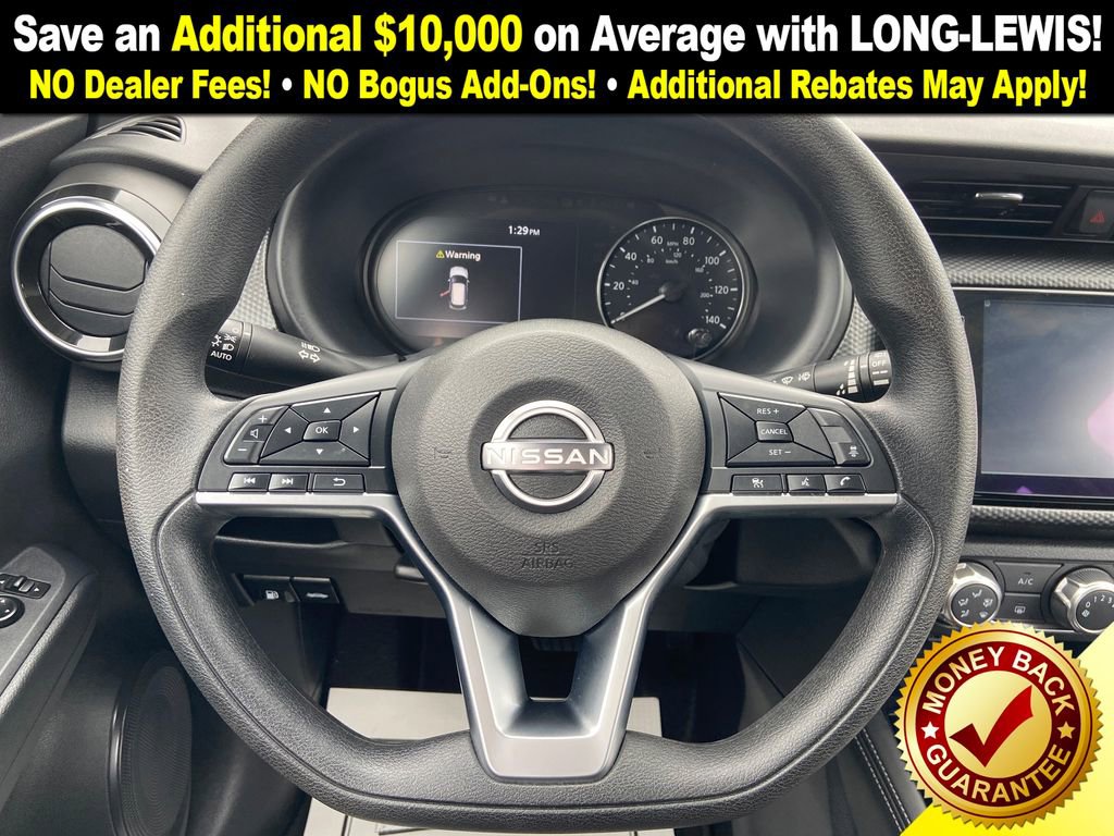 Used 2024 Nissan Kicks SV image 19