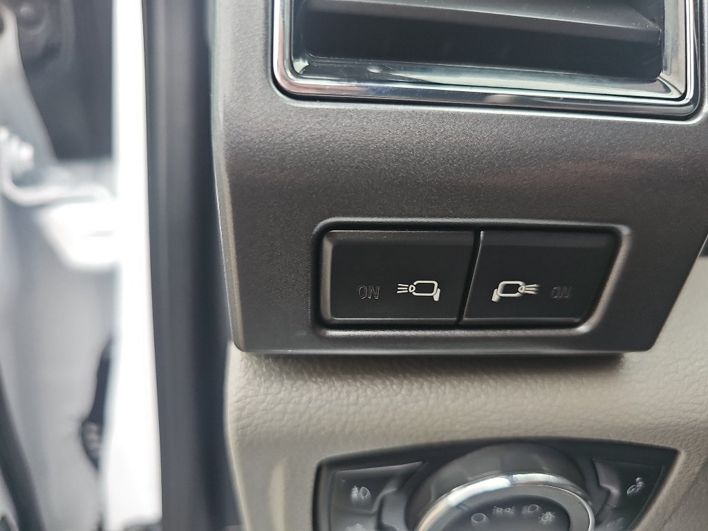 Used 2022 Ford F350 XLT w/ XLT Value Package AWD/4WD image 12