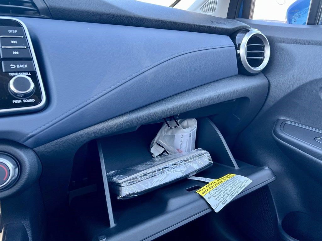 Used 2025 Nissan Versa SV w/ Trunk Package FWD image 25