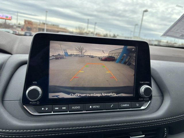 Used 2021 Nissan Rogue S image 19