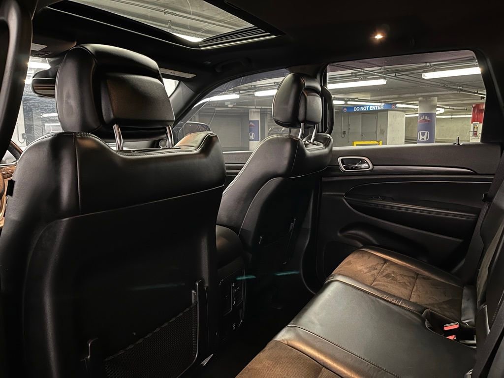 Used 2020 Jeep Grand Cherokee Altitude image 20