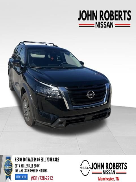 Used 2023 Nissan Pathfinder SV FWD image 3