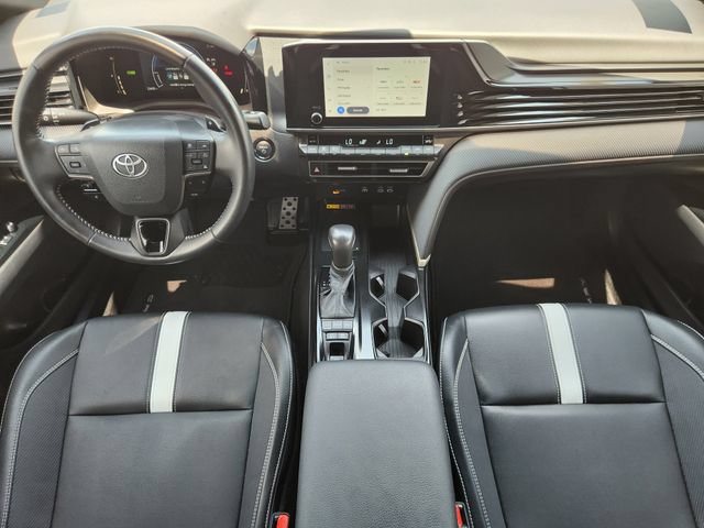 Used 2025 Toyota Camry SE w/ Convenience Package FWD image 26