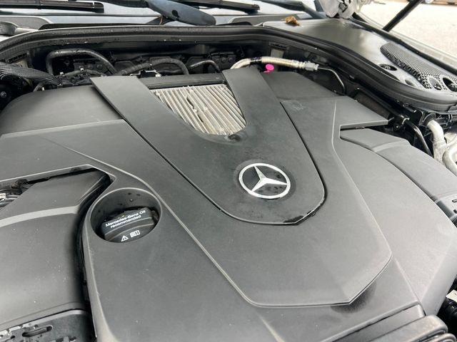 Used 2018 Mercedes-Benz E 400 4MATIC Sedan image 40