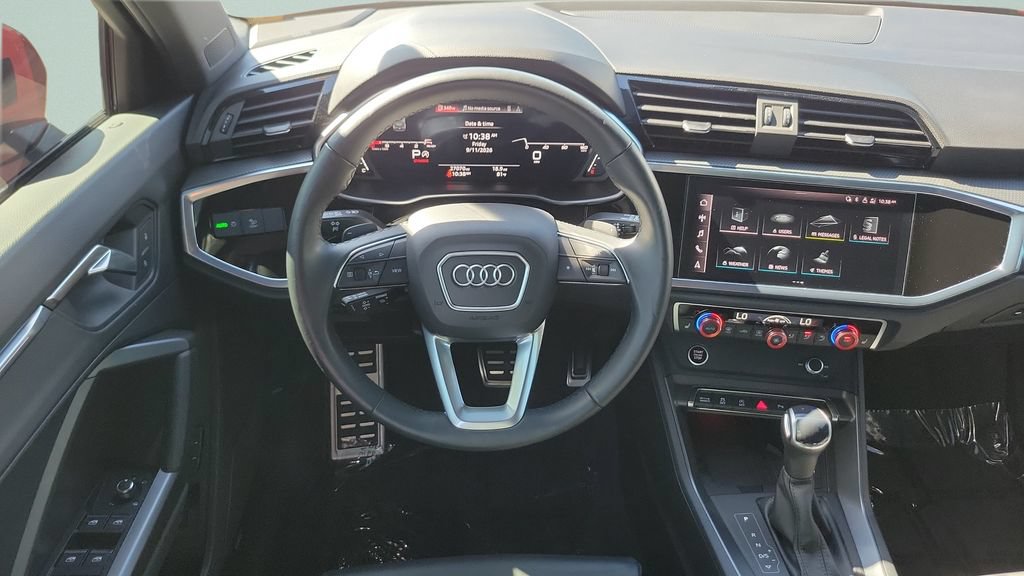 Used 2024 Audi Q3 2.0T Premium Plus w/ Premium Plus Package AWD/4WD image 12