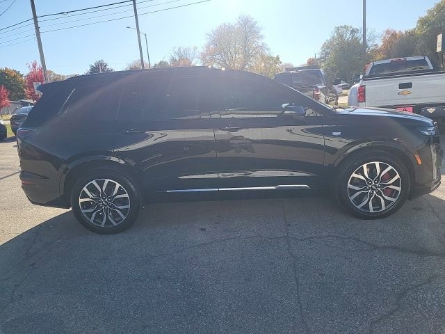 Used 2023 Cadillac XT6 Sport image 17