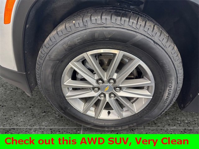 Used 2022 Chevrolet Traverse LT image 24