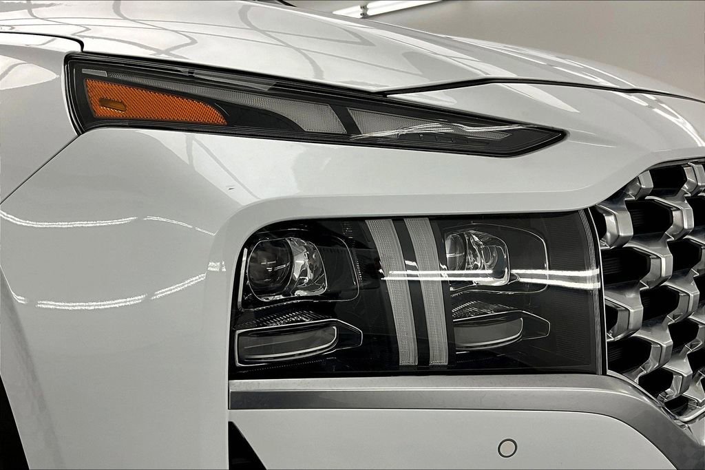 Used 2022 Hyundai Santa Fe Limited image 29