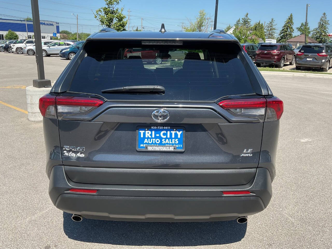 Used 2019 Toyota RAV4 LE w/ All Weather Liner Package AWD/4WD image 6