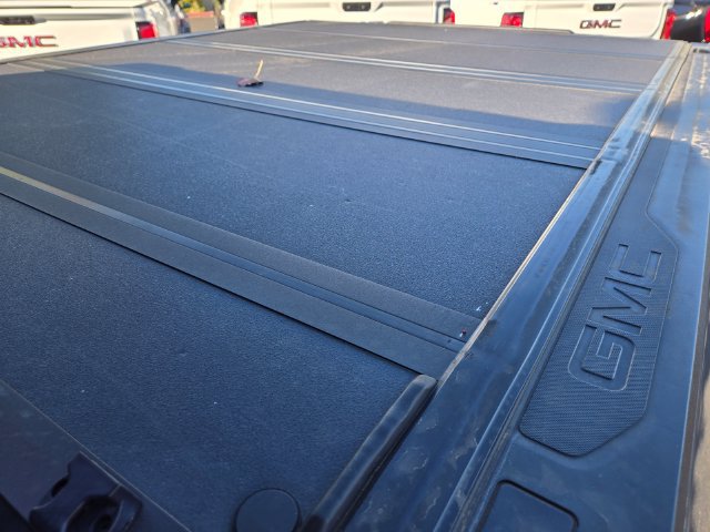 Used 2020 GMC Sierra 1500 AT4 w/ AT4 Premium Package AWD/4WD image 8