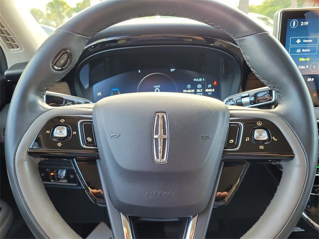 Certified 2023 Lincoln Corsair Reserve image 12