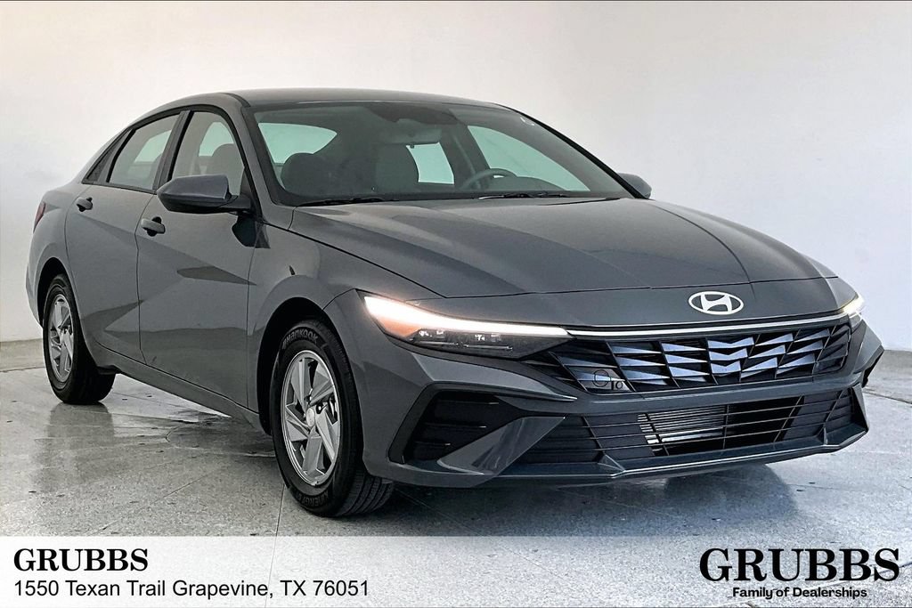 Used 2026 Hyundai Elantra SE