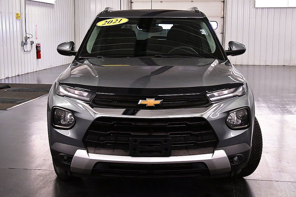 Used 2021 Chevrolet TrailBlazer LT w/ Convenience Package image 2