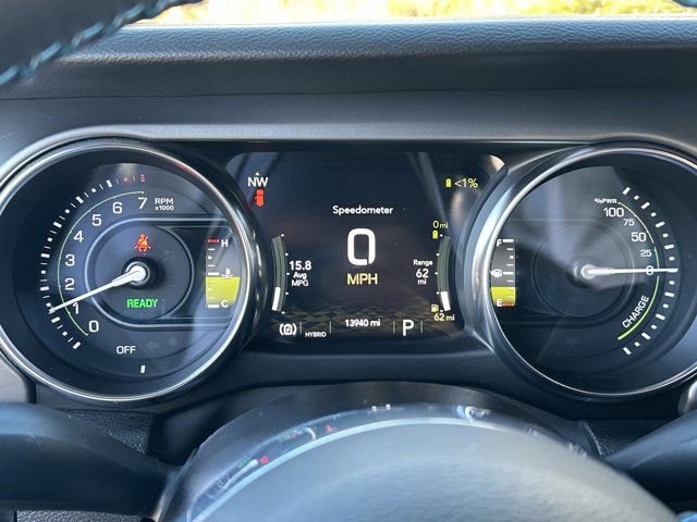 Used 2022 Jeep Wrangler Unlimited Rubicon 4xe image 33