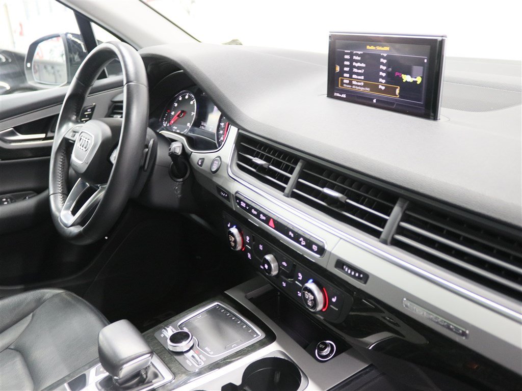 Used 2019 Audi Q7 2.0T Premium w/ Convenience Package AWD/4WD image 31