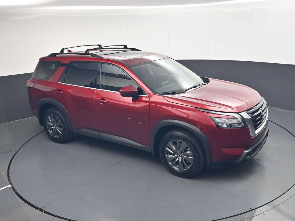 Used 2025 Nissan Pathfinder SV w/ SV Premium Package AWD/4WD image 24