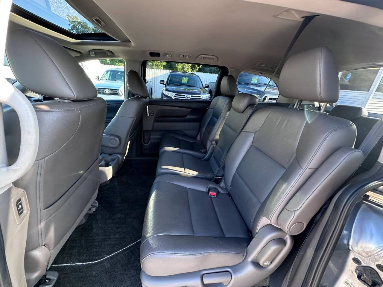 Used 2016 Honda Odyssey EX-L image 12