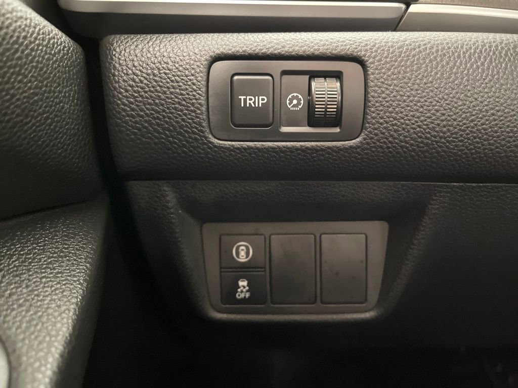 Used 2019 Honda Accord LX image 31