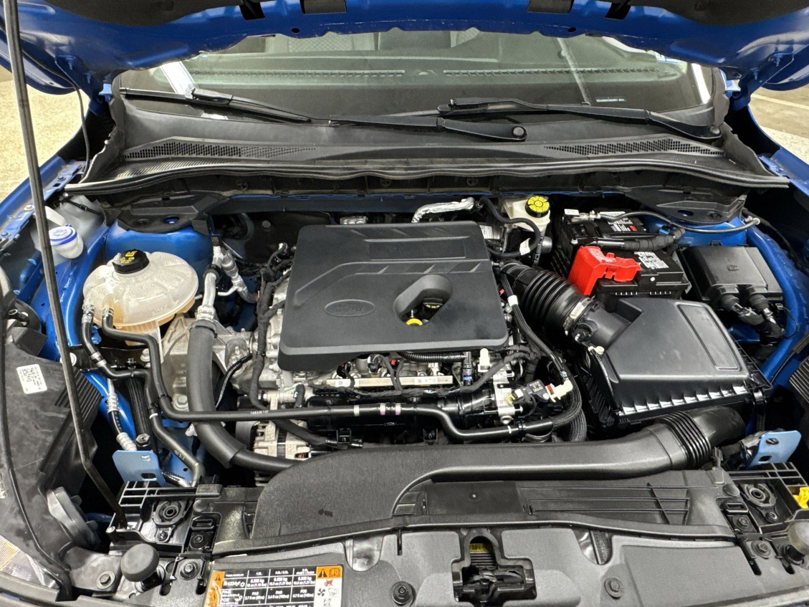 Used 2020 Ford Escape SE image 30