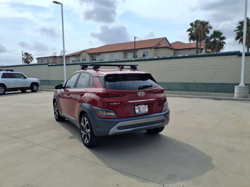 Used 2022 Hyundai Kona Limited FWD image 3