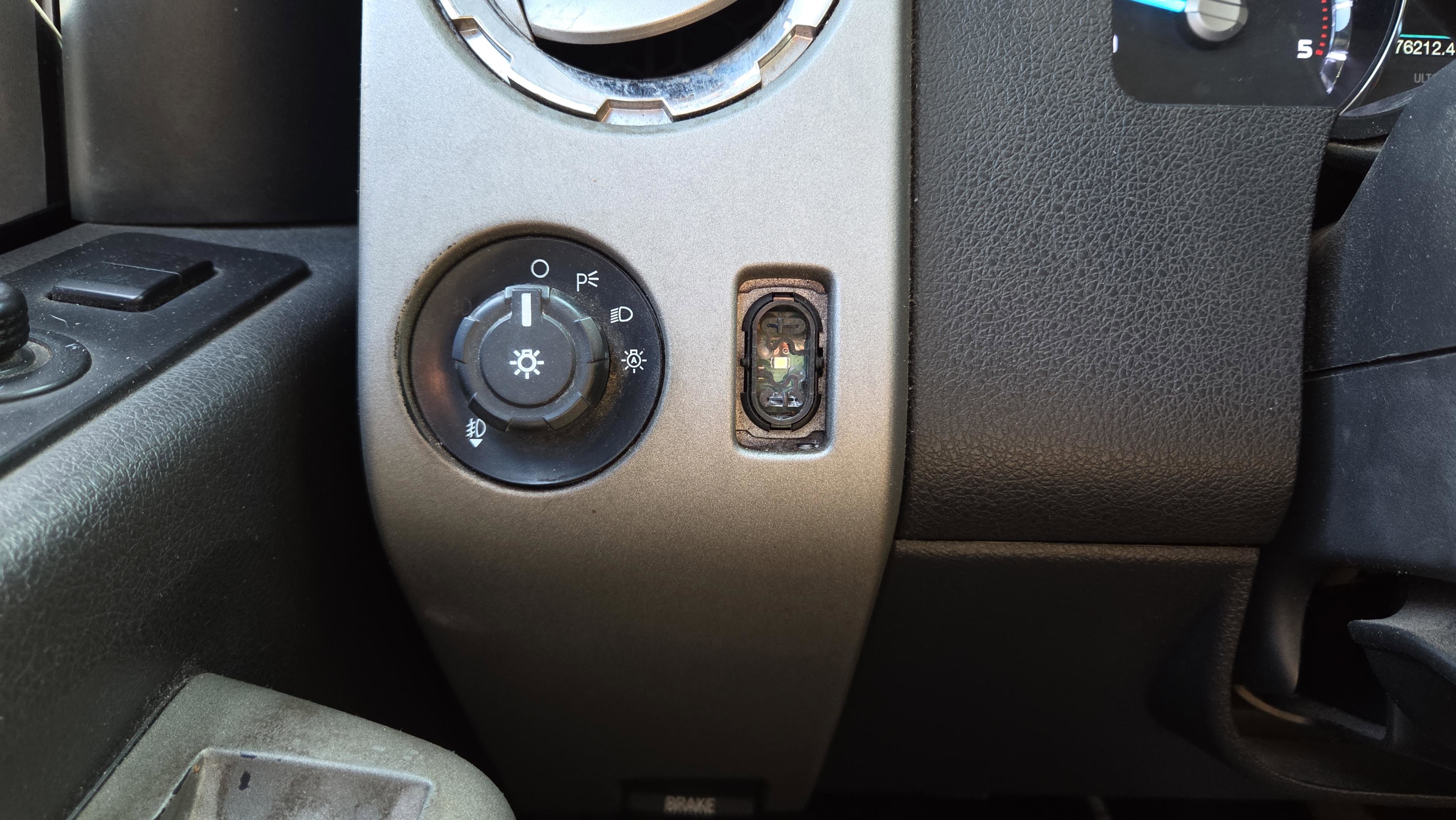 Used 2016 Ford F250 Lariat w/ FX4 Off-Road Package image 24