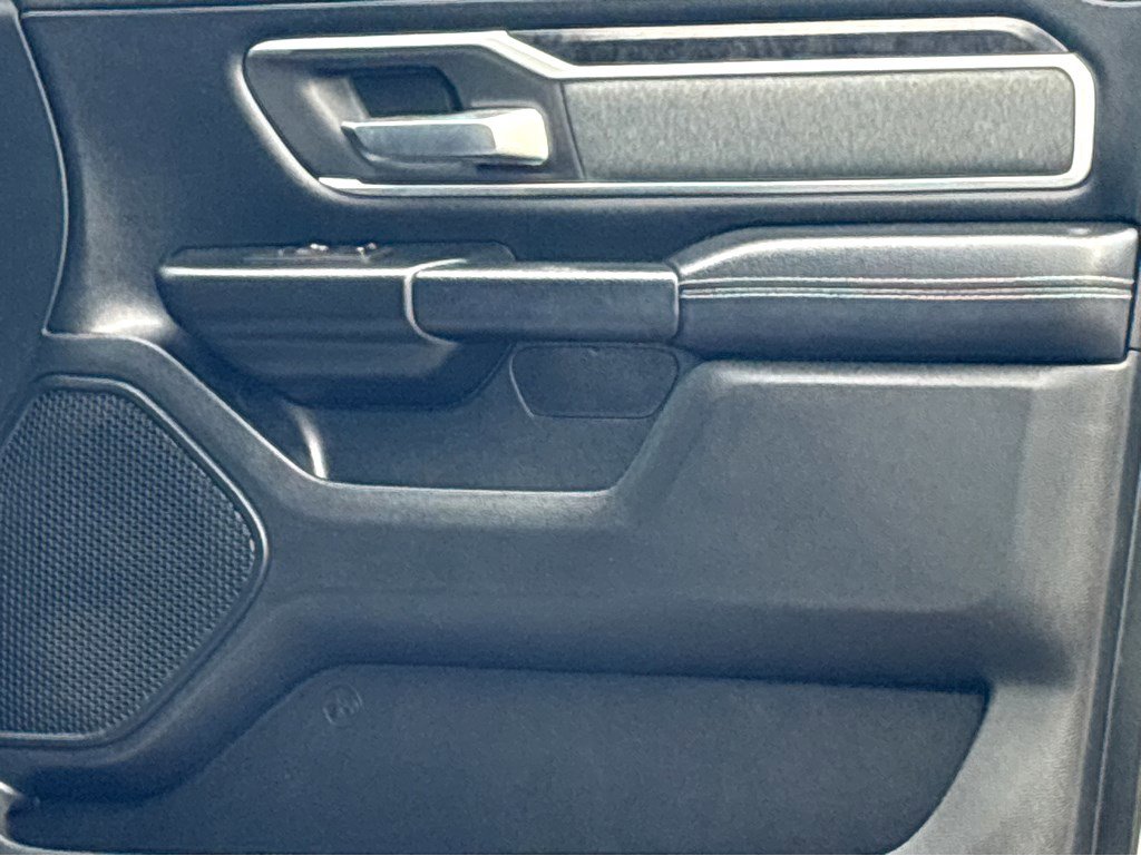 Used 2021 RAM 1500 Big Horn image 12