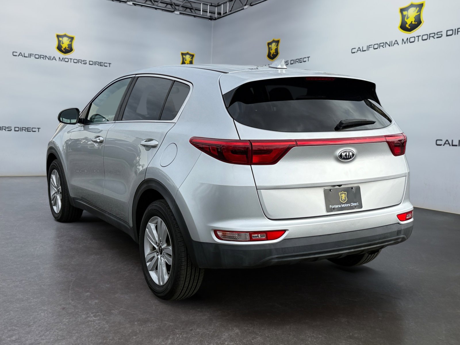 Used 2019 Kia Sportage LX image 3